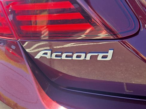 Used 2017 Honda Accord Sport image 30
