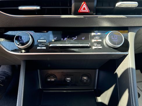 Used 2021 Hyundai Sonata SEL image 22