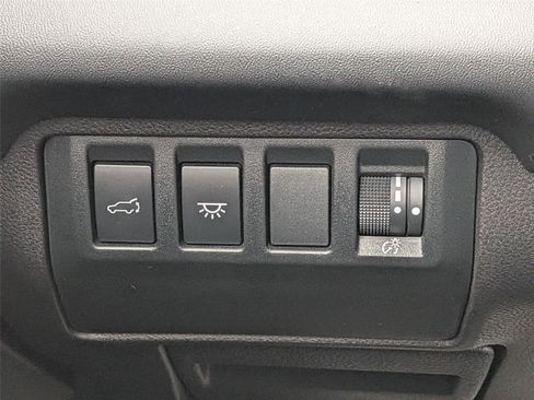 Used 2023 Subaru Ascent Limited w/ Technology Package AWD/4WD image 18