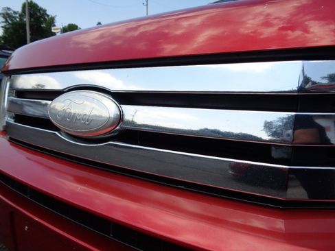 Used 2011 Ford Flex SEL w/ Rapid Spec Order Code image 9