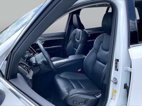 Used 2022 Volvo XC90 T6 Inscription w/ Climate Package AWD/4WD image 8