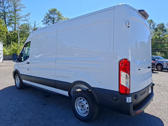 New 2027 Ford Transit 250 148 Medium Roof w/ Load Area Protection Package RWD image 5