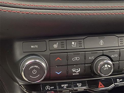 Used 2024 Dodge Durango GT image 26