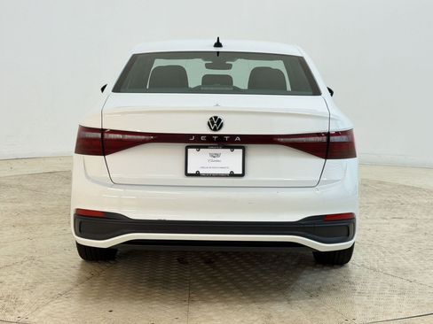 Used 2025 Volkswagen Jetta Sport FWD image 10