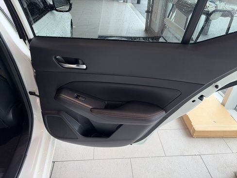 Used 2021 Nissan Altima 2.5 SR w/ SR Premium Package FWD image 23