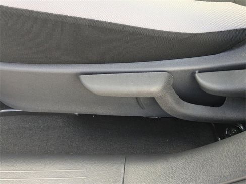 New 2025 Nissan Versa S w/ Trunk Package image 19