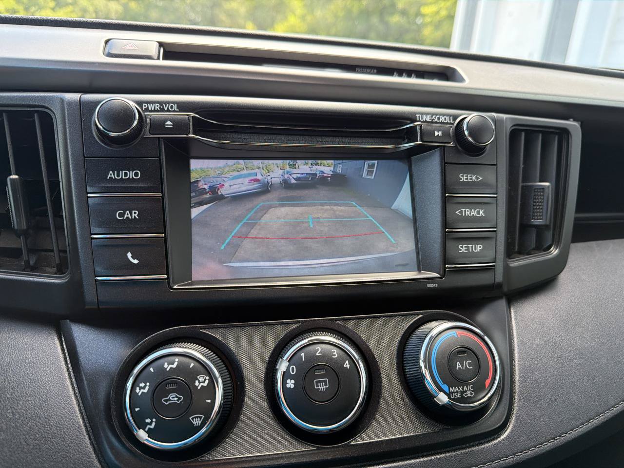 Used 2018 Toyota RAV4 LE w/ All Weather Liner Package AWD/4WD image 14