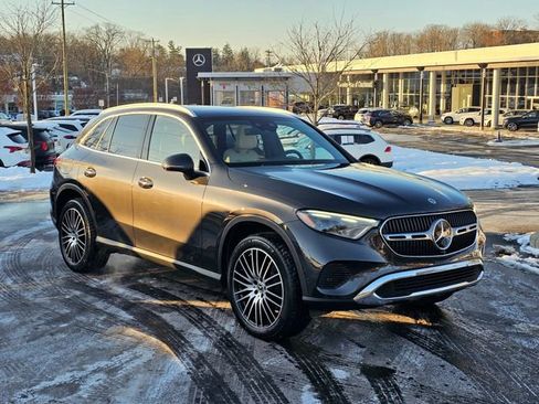 New 2026 Mercedes-Benz GLC 300 4MATIC image 1