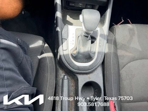 Used 2024 Kia Forte LXS w/ LXS Technology Package FWD image 20