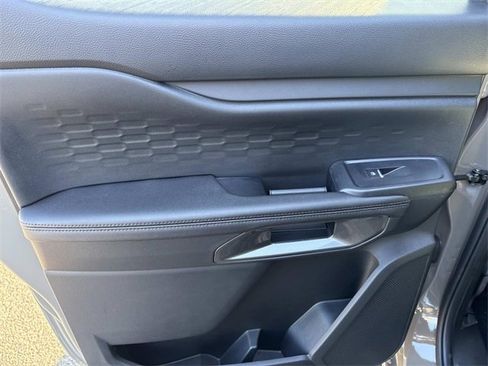 New 2025 Ford Ranger XLT w/ FX4 Off-Road Package image 15