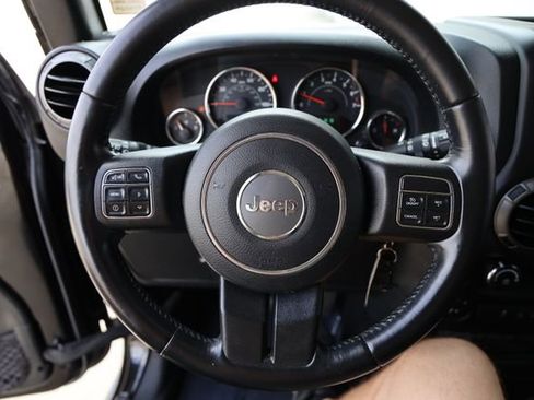 Used 2017 Jeep Wrangler Sport w/ Quick Order Package 24S AWD/4WD image 15