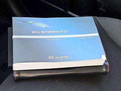Used 2014 Kia Sorento LX FWD image 25