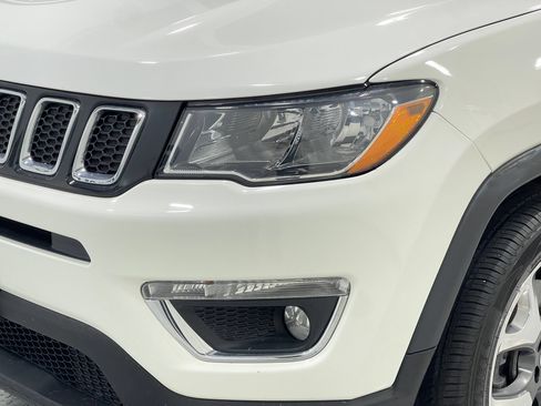 Used 2019 Jeep Compass Limited AWD/4WD image 33