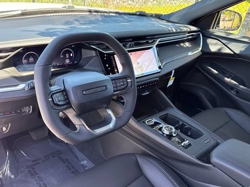New 2026 Jeep Cherokee Overland AWD/4WD image 18