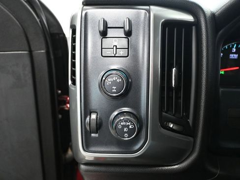 Used 2017 Chevrolet Silverado 1500 LT w/ All Star Edition image 34