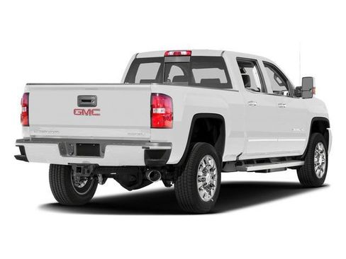 Used 2016 GMC Sierra 2500 Denali w/ Duramax Plus Package image 2