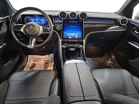 Certified 2025 Mercedes-Benz GLC 300 image 10
