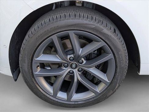 Certified 2024 Land Rover Range Rover Sport Dynamic SE image 21