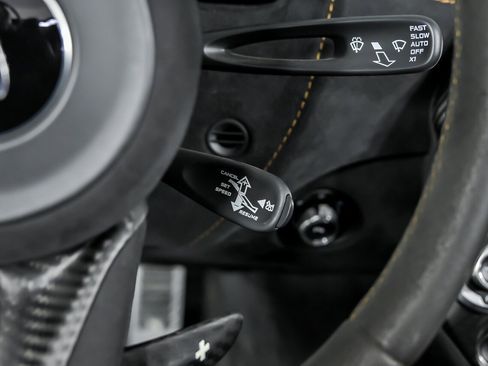 Used 2020 McLaren 720S Performance image 40