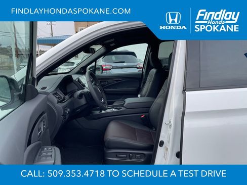 New 2026 Honda Ridgeline Black Edition image 9