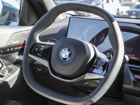 Used 2024 BMW 530i w/ Premium Package image 15