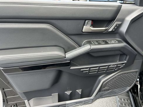 New 2026 Toyota 4Runner Limited AWD/4WD image 16