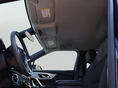 Used 2022 Chevrolet Blazer LT image 35