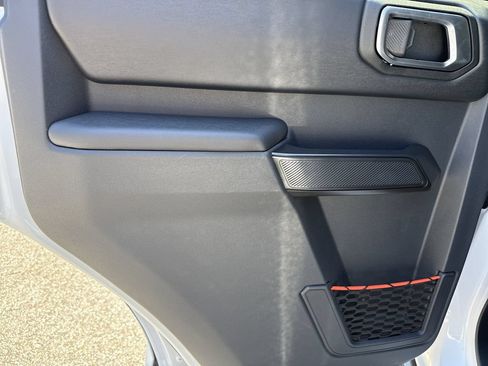 New 2026 Ford Bronco Raptor w/ Interior Carbon Fiber Pack AWD/4WD image 21