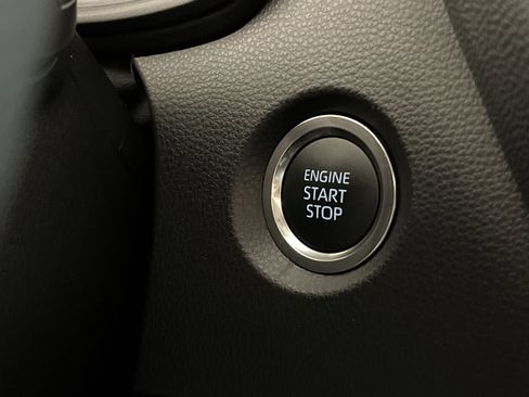 Used 2025 Toyota Corolla LE image 35