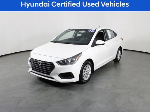 Used 2018 Hyundai Accent SEL image 2