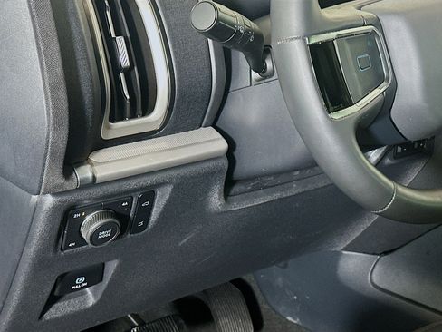Used 2025 Ford Expedition Max Active AWD/4WD image 17