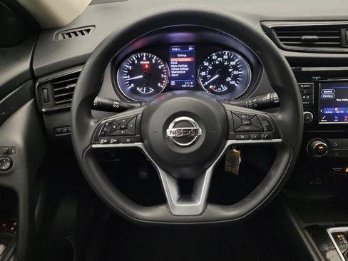 Used 2018 Nissan Rogue S FWD image 22