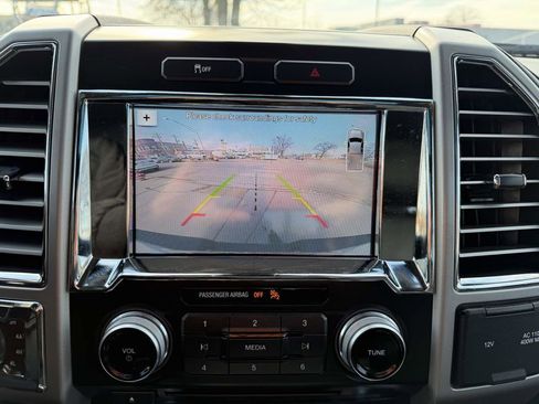 Used 2016 Ford F150 Lariat w/ Equipment Group 502A Luxury image 34