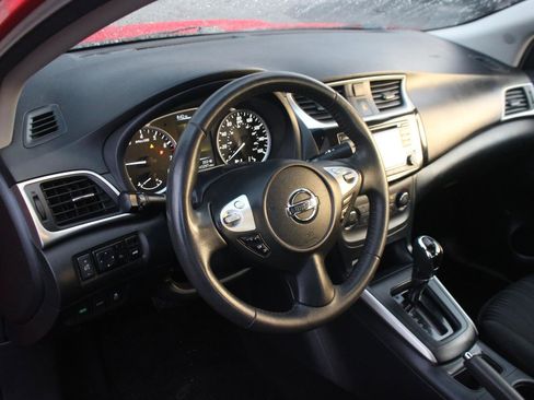 Used 2017 Nissan Sentra SV w/ Style Package image 13