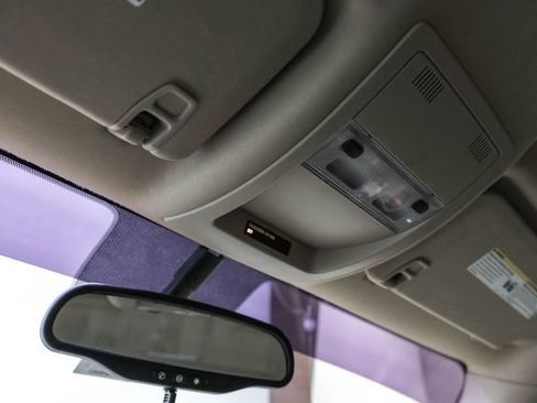 Used 2011 Chevrolet Avalanche LS RWD image 30