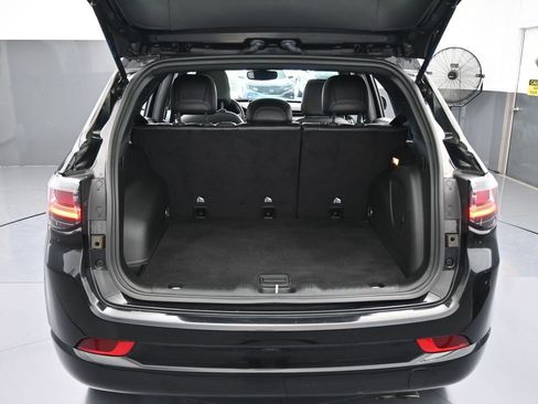 Used 2022 Jeep Compass High Altitude image 38