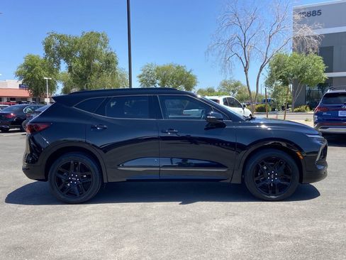 Used 2023 Chevrolet Blazer RS w/ Driver Confidence II Package FWD image 2