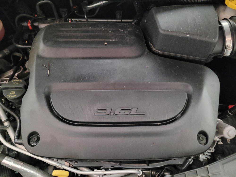 Used 2023 Chrysler Pacifica Limited FWD image 30