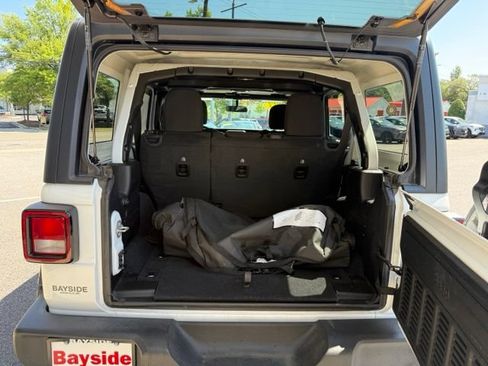 Used 2023 Jeep Wrangler Unlimited Sport AWD/4WD image 18
