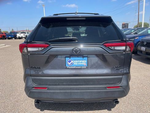 Used 2025 Toyota RAV4 XLE AWD/4WD image 6