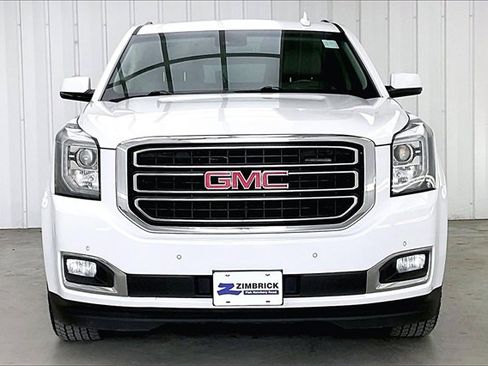 Used 2019 GMC Yukon XL SLT w/ Open Road Package image 3