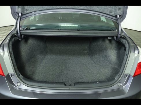 Used 2015 Honda Accord Sport image 9