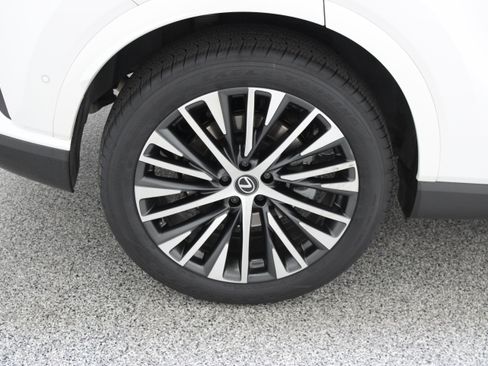 Used 2024 Lexus RX 350 Premium Plus w/ Convenience Package FWD image 6