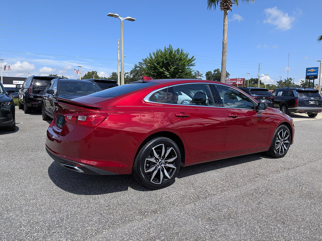 Used 2024 Chevrolet Malibu RS FWD image 3