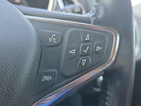 Used 2020 Chevrolet Equinox LT w/ Sport Edition FWD image 34