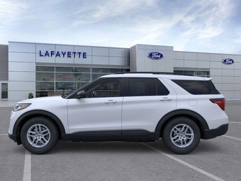 New 2026 Ford Explorer Active image 3