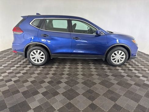 Used 2018 Nissan Rogue S FWD image 4
