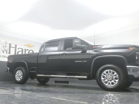 Used 2024 Chevrolet Silverado 2500 LT w/ All Star Edition AWD/4WD image 2