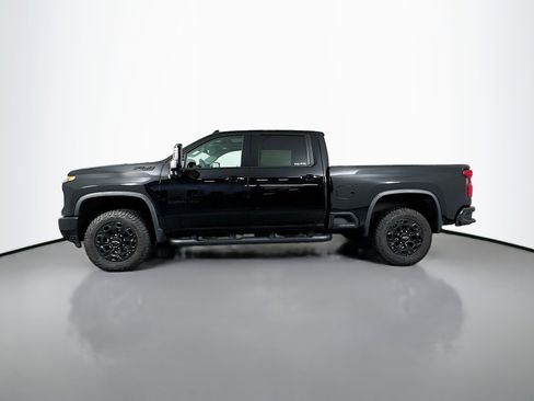 Used 2024 Chevrolet Silverado 3500 LTZ w/ LTZ Plus Package AWD/4WD image 4
