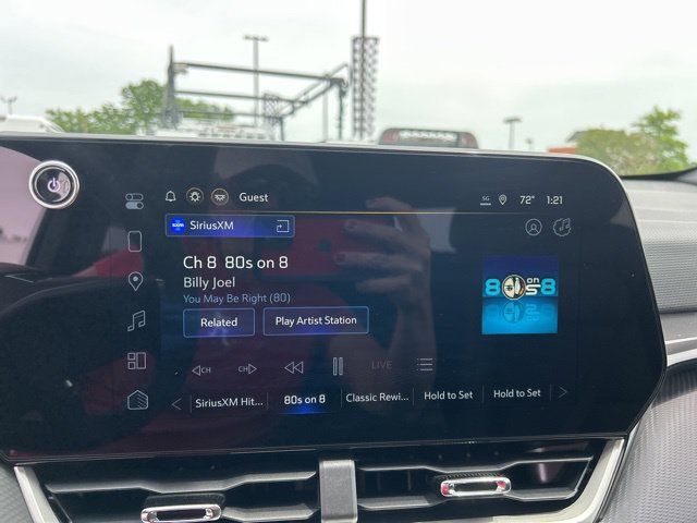 New 2026 Chevrolet Equinox LT w/ Convenience Package II FWD image 24